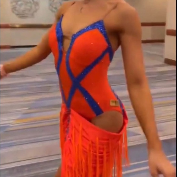 Gorgeous ballroom Latin dress. Eye-catching bright dress Sz XS-S Fully stoned - Picture 2 of 8